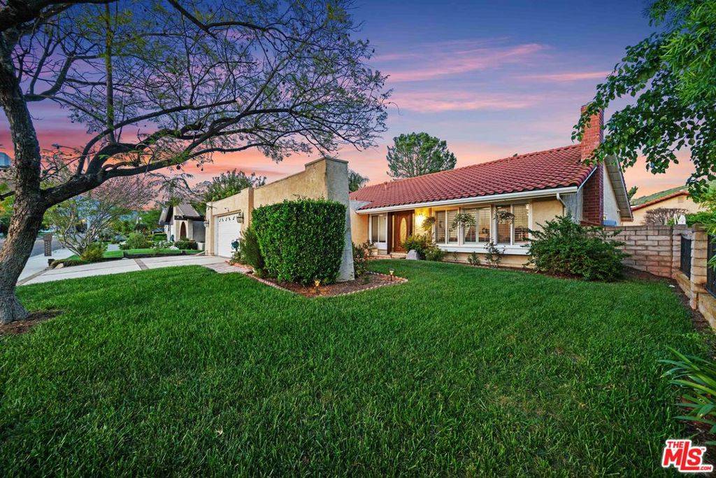 Agoura Hills, CA 91301,6230 Acadia AVE