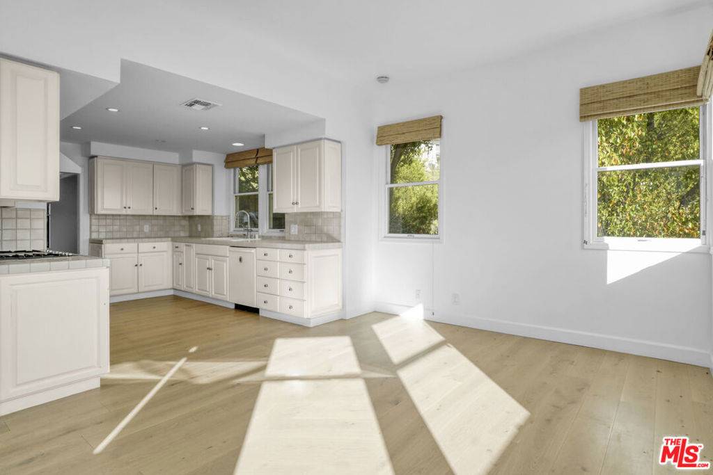 Pacific Palisades, CA 90272,2020 Palisades DR
