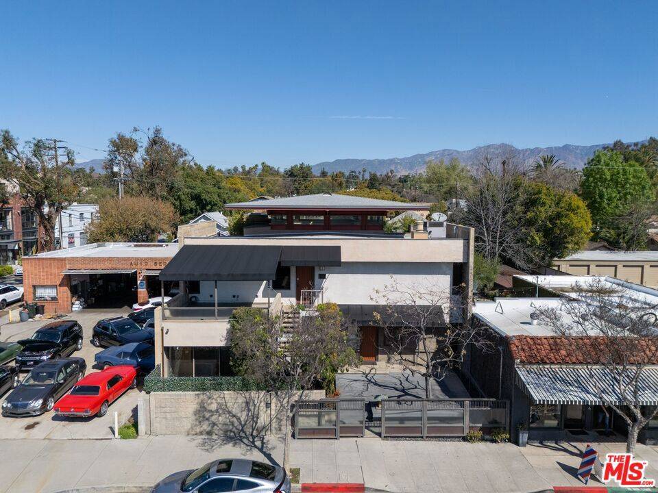 South Pasadena, CA 91030,1104 Mission ST