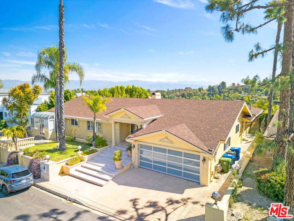 Encino, CA 91436,16447 Westfall PL