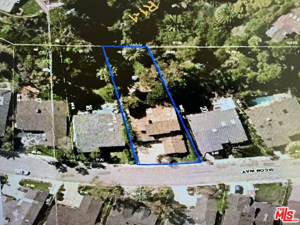 Pacific Palisades, CA 90272,747 Jacon WAY