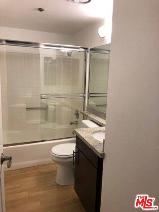 Valley Village, CA 91607,11925 Kling ST #101