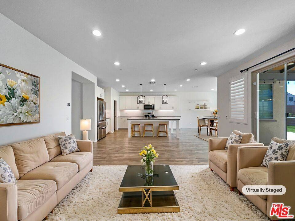 Santa Clarita, CA 91350,28755 Moonlight LN