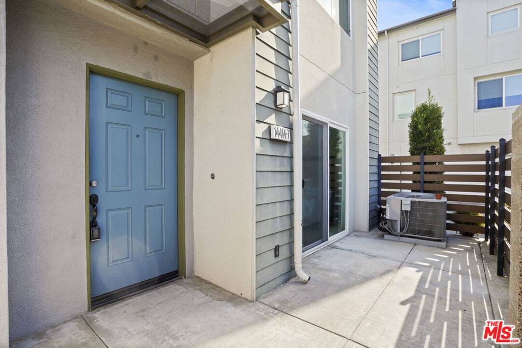 Gardena, CA 90247,14414 Strawberry LN #7