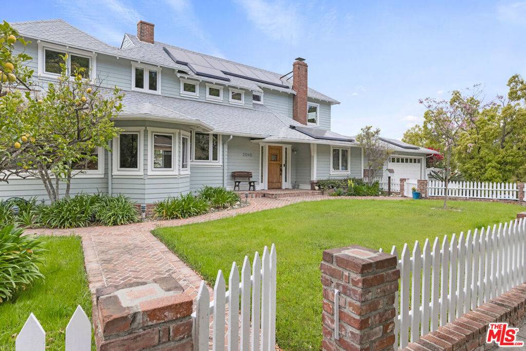 Los Angeles, CA 90041,2046 Ridgeview AVE