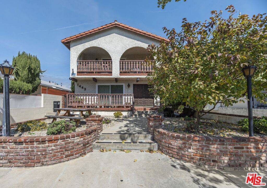 Santa Monica, CA 90404,1443 25th ST #4