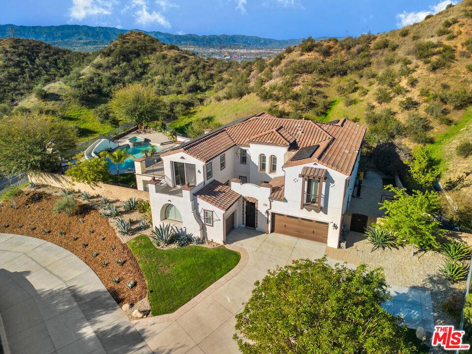 Valencia, CA 91354,28265 Forge CT