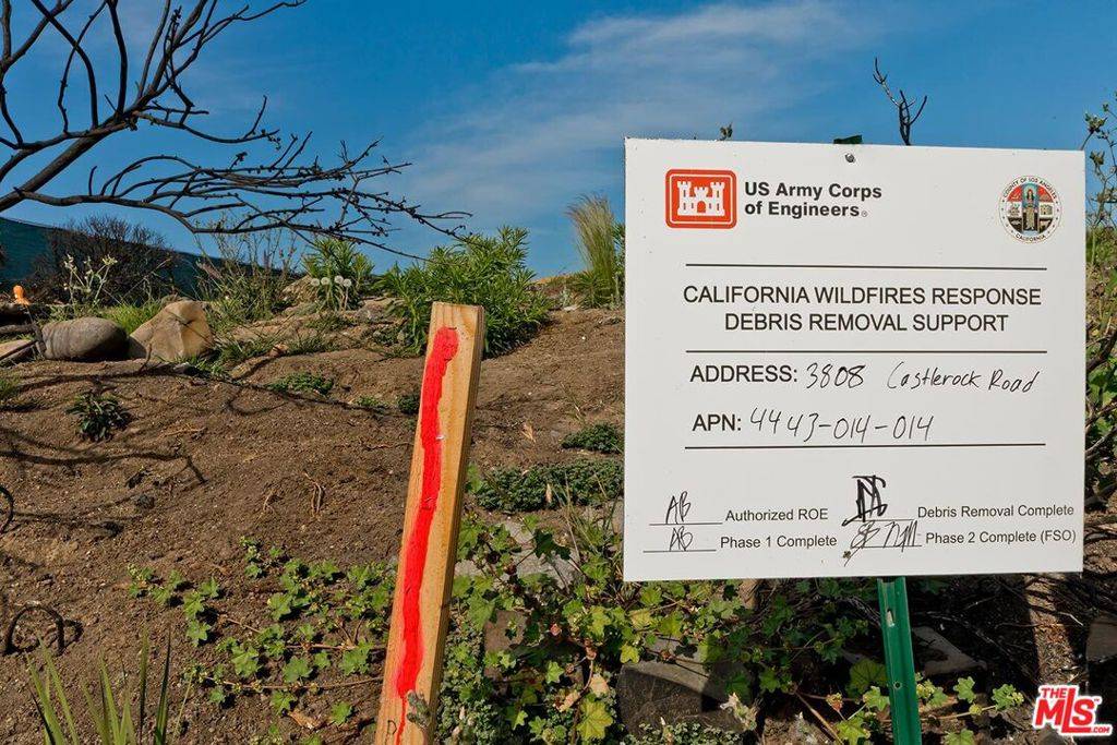 Malibu, CA 90265,3808 Castlerock RD