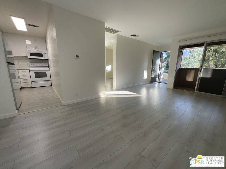 Palm Springs, CA 92262,510 N Villa CT #213