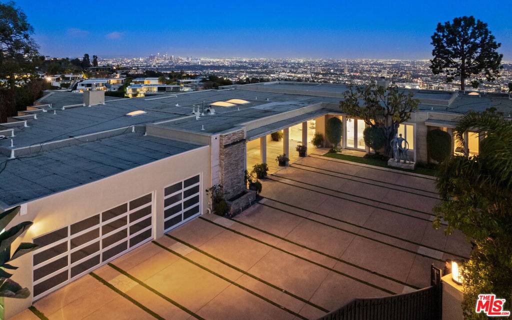 Beverly Hills, CA 90210,380 Trousdale PL