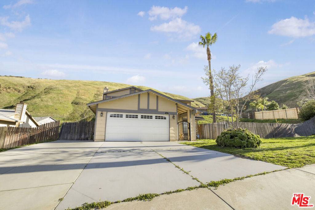 San Bernardino, CA 92407,1511 Yardley ST