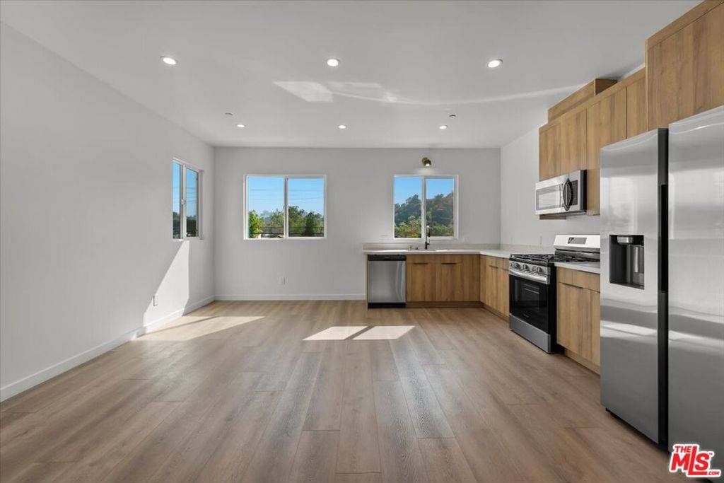 Los Angeles, CA 90042,414 1/2 S Avenue 56