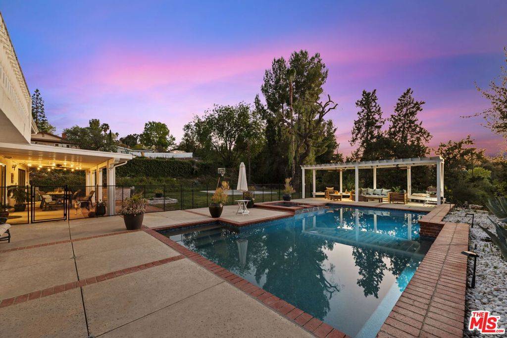 Woodland Hills, CA 91364,4815 Adele CT