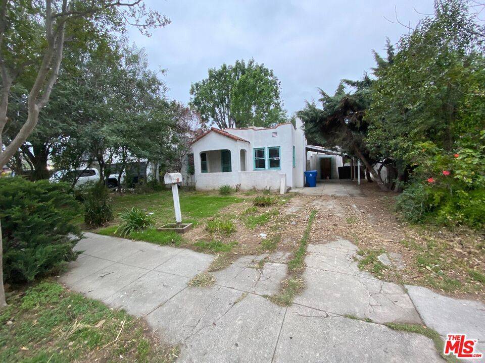 Van Nuys, CA 91405,6723 Katherine AVE