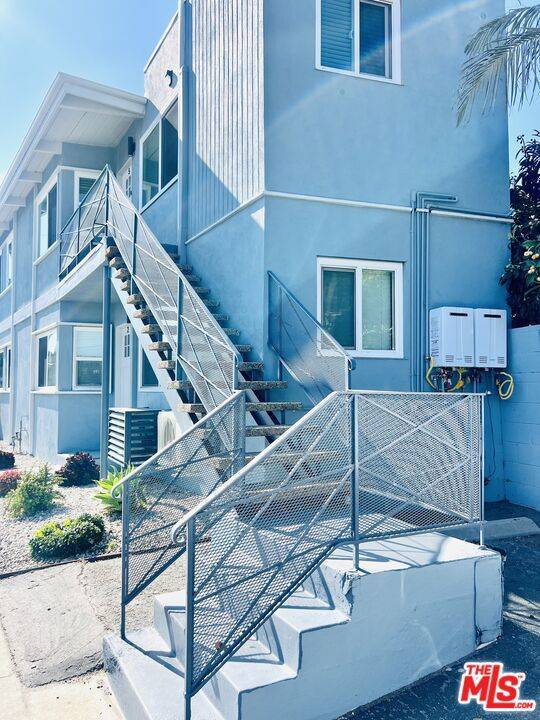Glendale, CA 91205,421 E Chevy Chase DR #5