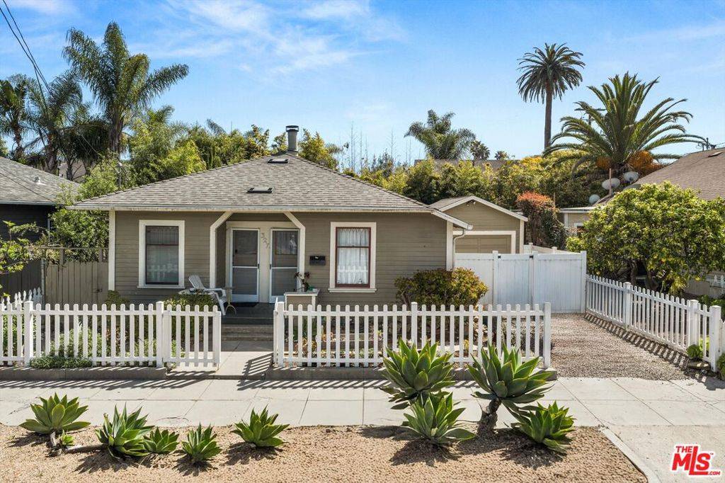 Santa Barbara, CA 93101,327 W Figueroa ST
