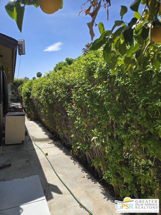 Cathedral City, CA 92234,1067 Via Grande