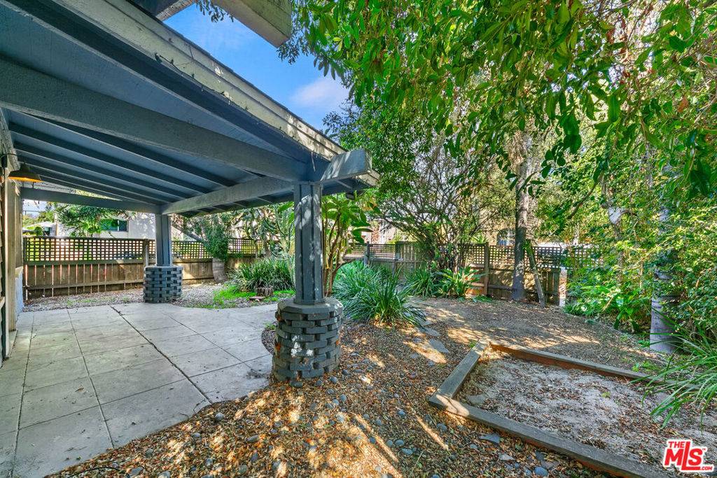 West Hollywood, CA 90046,7740 Hampton AVE