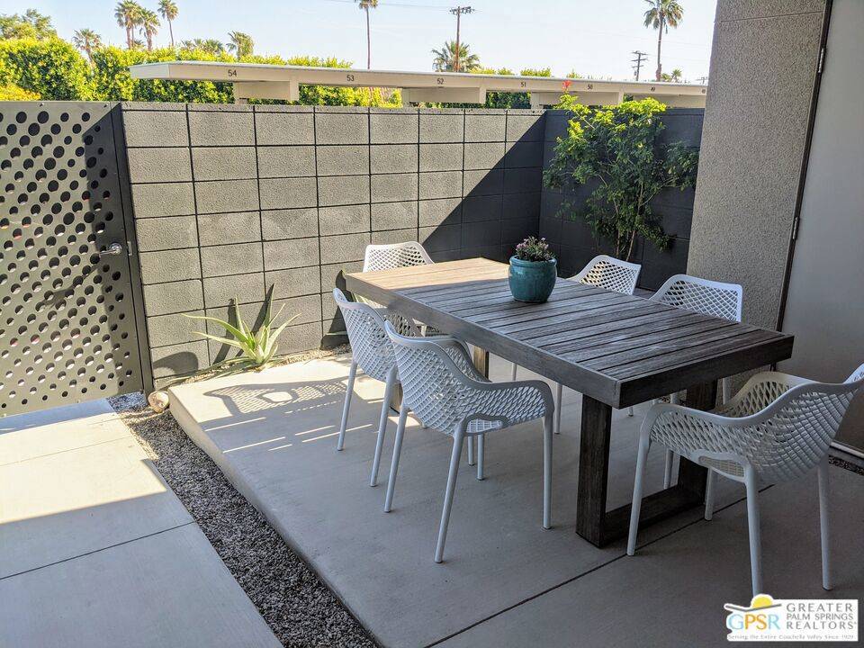 Palm Springs, CA 92262,179 The Riv