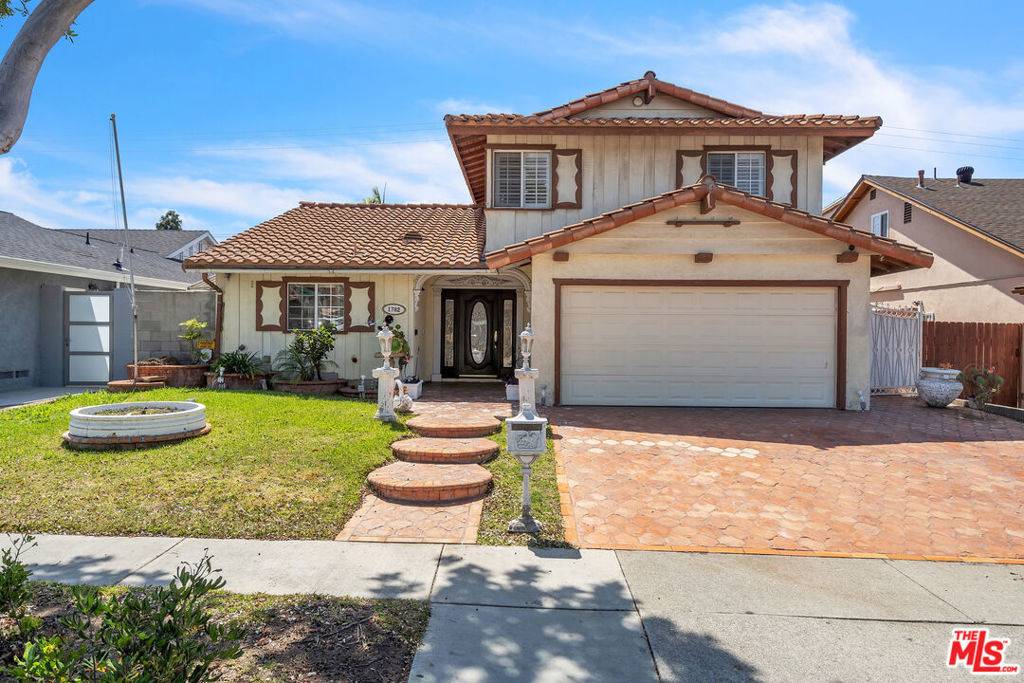 Carson, CA 90746,1782 E Gladwick ST