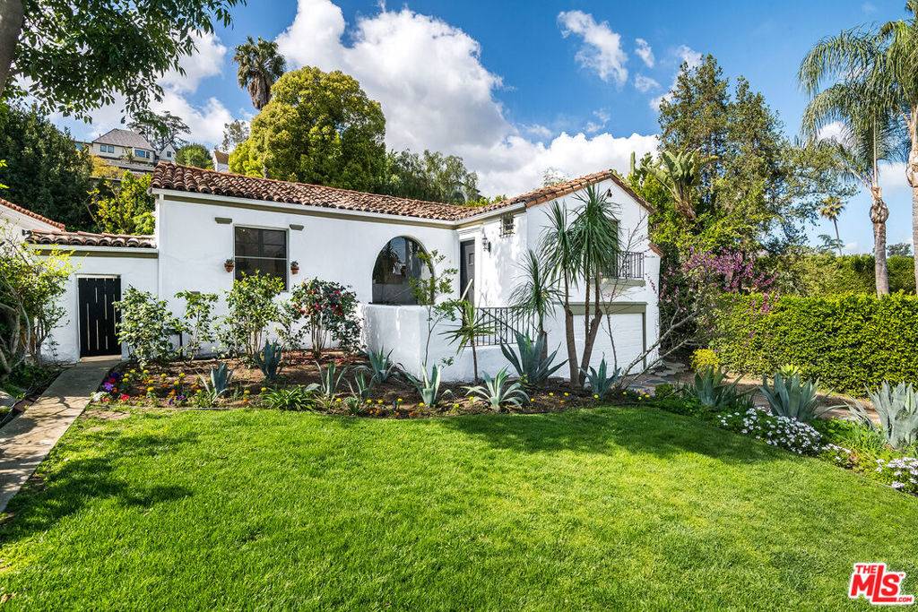 Los Angeles, CA 90068,3137 Lindo ST