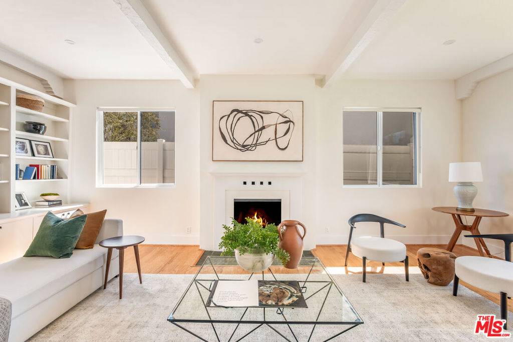 Santa Monica, CA 90402,745 18th ST