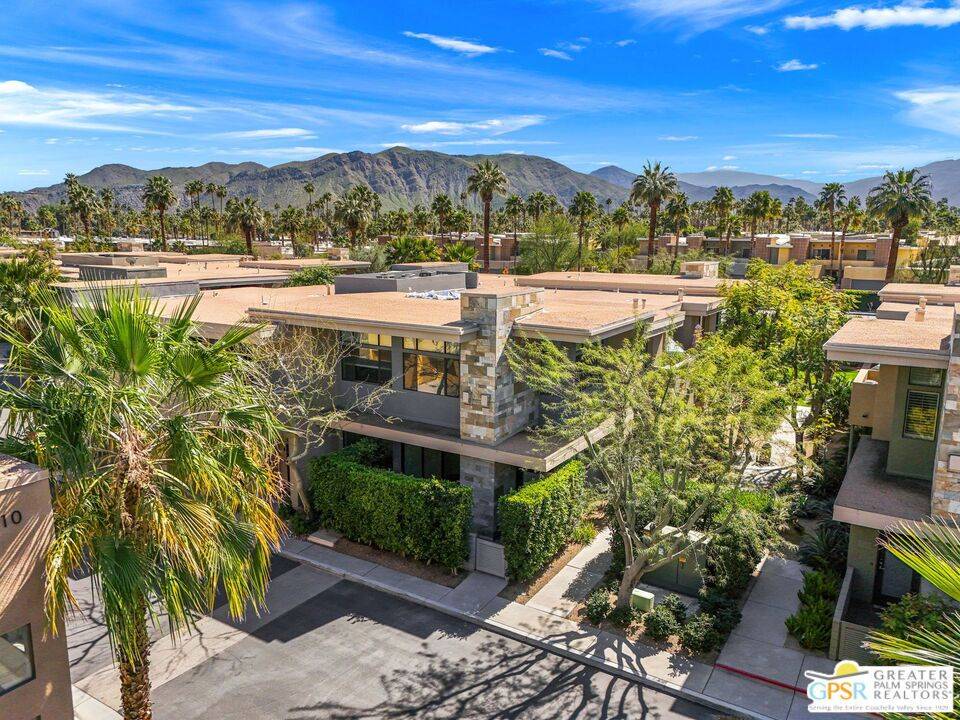 Palm Springs, CA 92264,900 E Palm Canyon DR #102