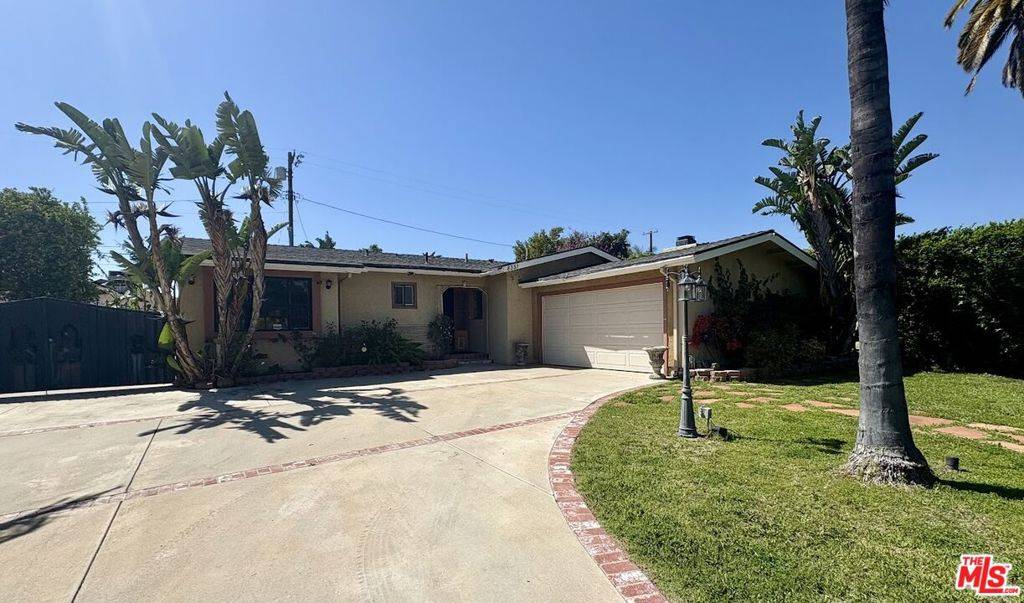 Winnetka, CA 91306,8351 Oso AVE