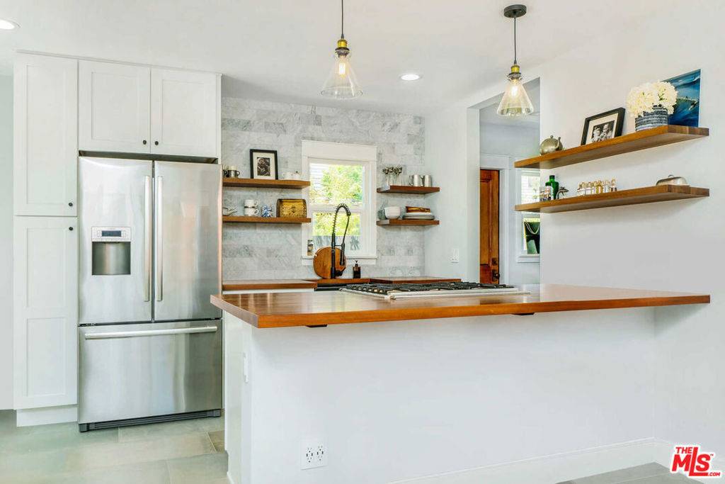 Venice, CA 90291,326 4TH AVE #B