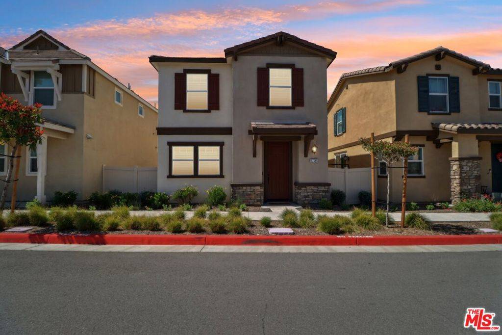 Canyon Country, CA 91387,27555 Antelope DR
