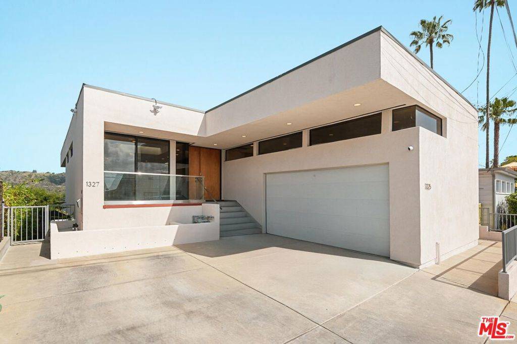 Los Angeles, CA 90041,1325 Linda Rosa AVE