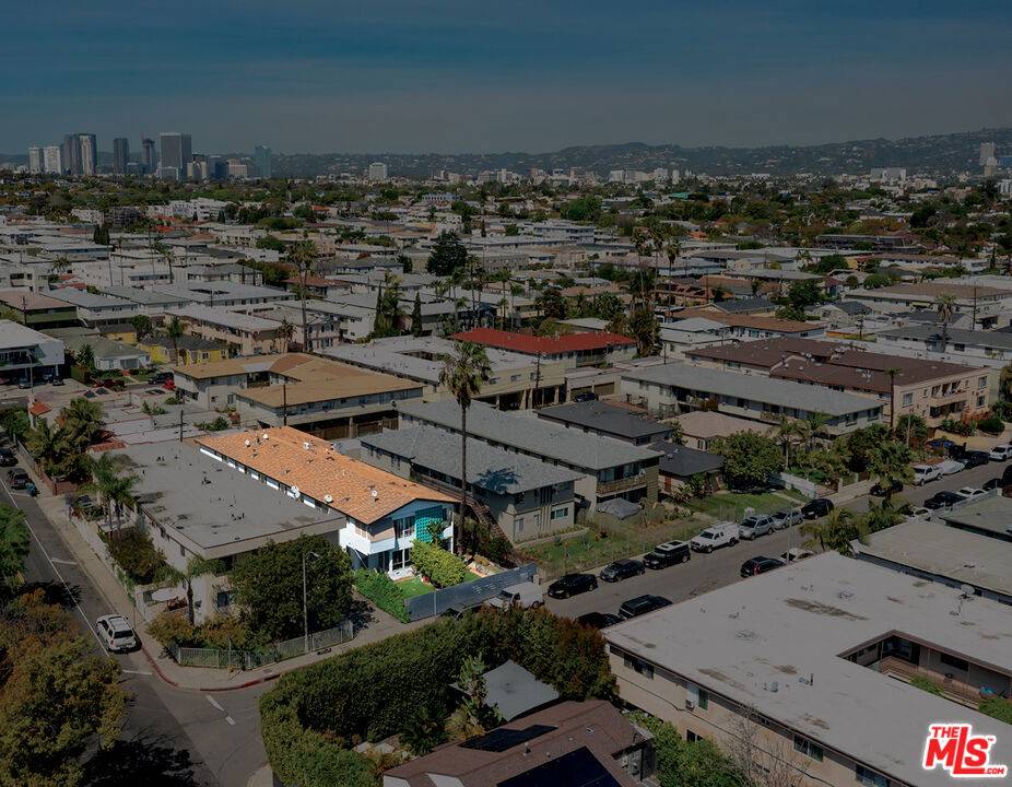 Los Angeles, CA 90034,2051 S Corning ST