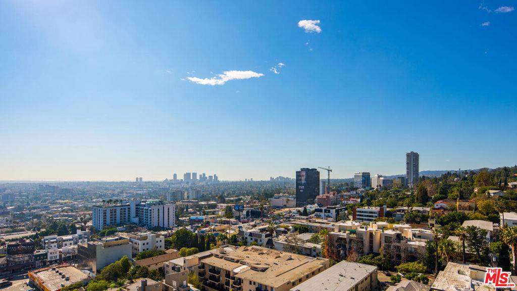 West Hollywood, CA 90069,8787 Shoreham DR #1210