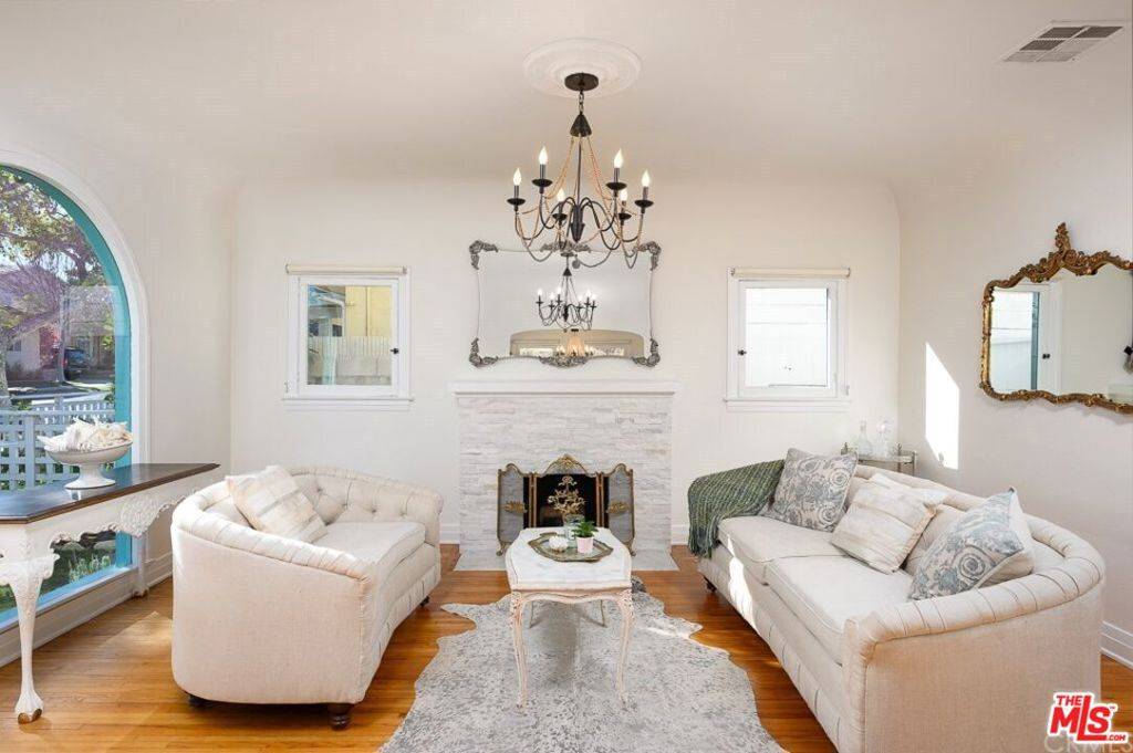 Lomita, CA 90717,1825 260th ST
