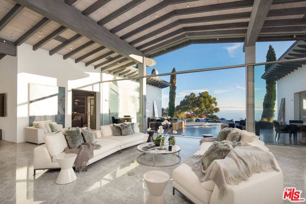 Santa Barbara, CA 93110,4347 Marina DR