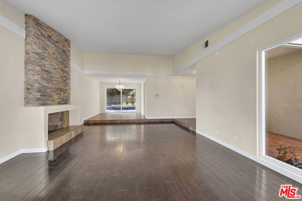Palos Verdes Peninsula, CA 90274,26572 Academy DR