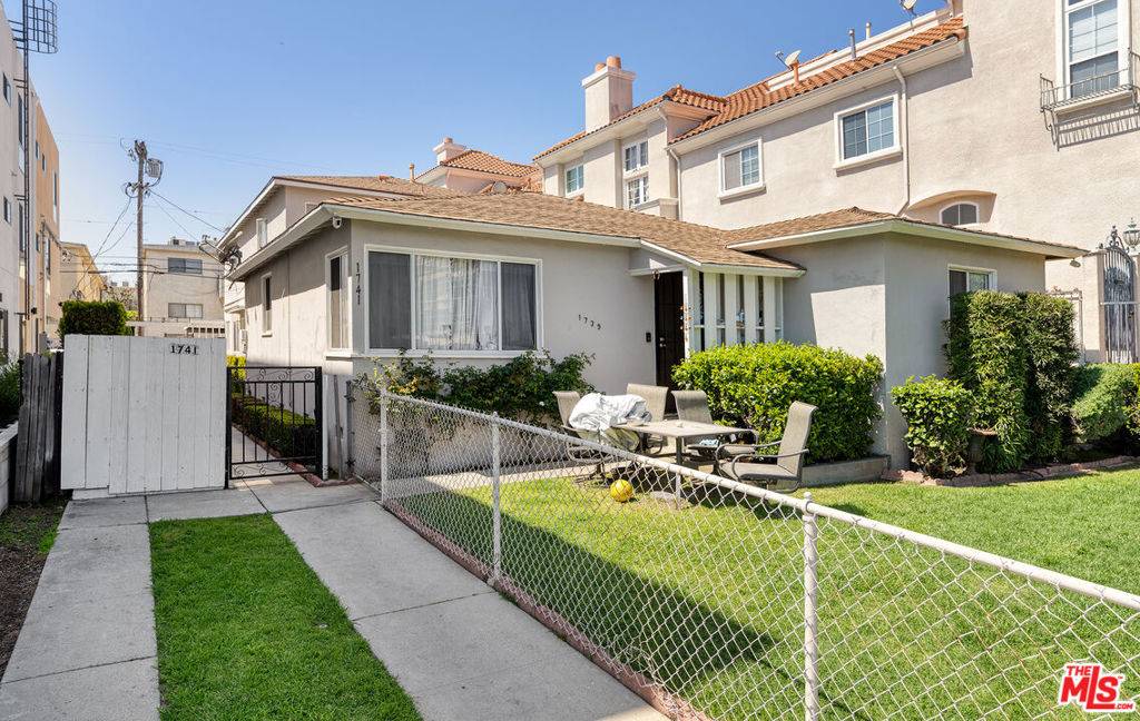 Los Angeles, CA 90025,1739 Armacost AVE