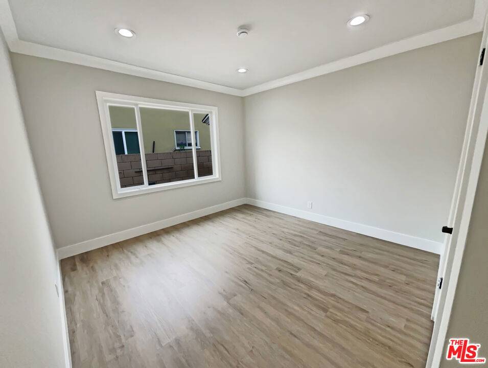 Long Beach, CA 90808,7165 E Wardlow RD