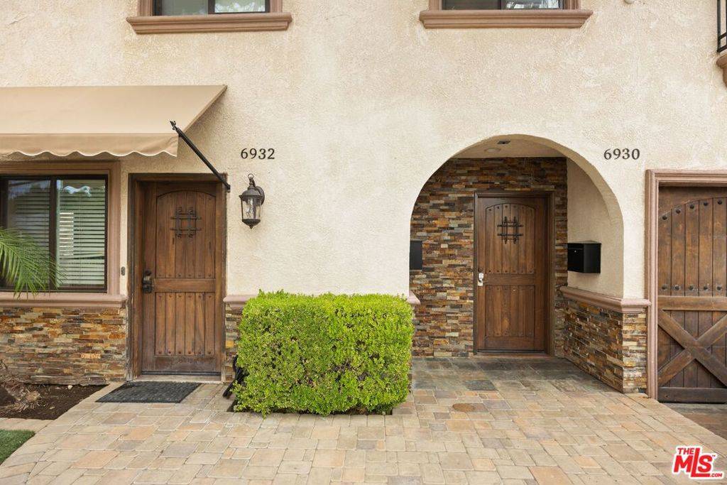 Reseda, CA 91335,6930 Balcom AVE