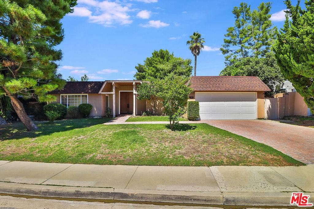 Woodland Hills, CA 91364,21757 Ulmus DR