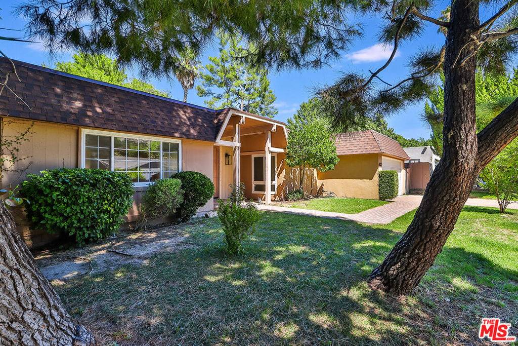 Woodland Hills, CA 91364,21757 Ulmus DR