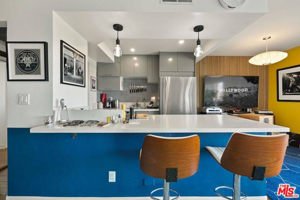West Hollywood, CA 90069,1131 Alta Loma RD #309