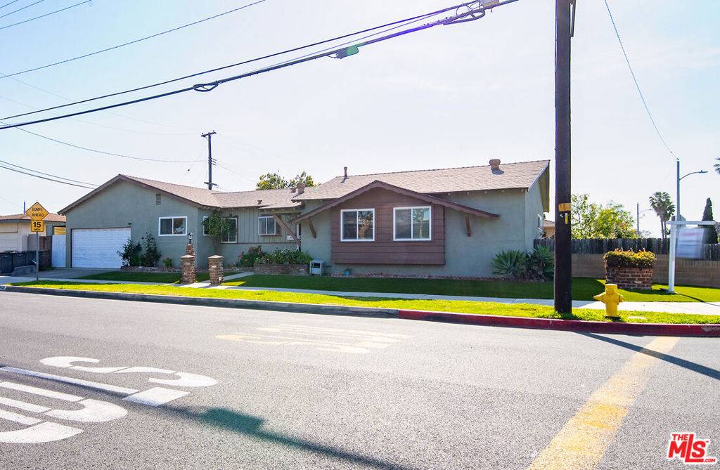 Carson, CA 90745,22405 Caroldale AVE