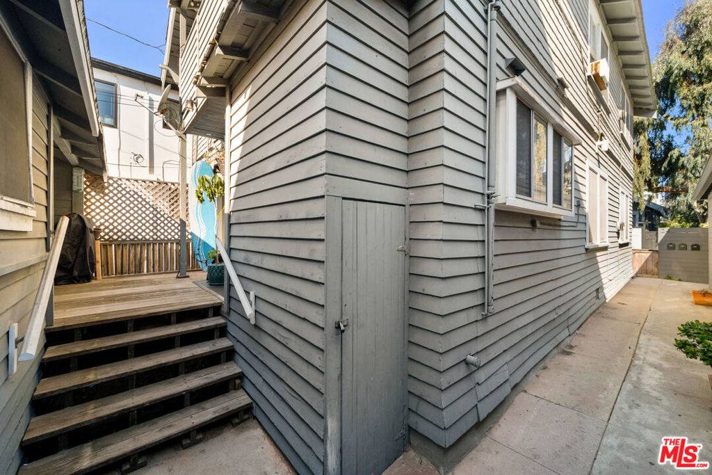 Venice, CA 90291,22 20th AVE