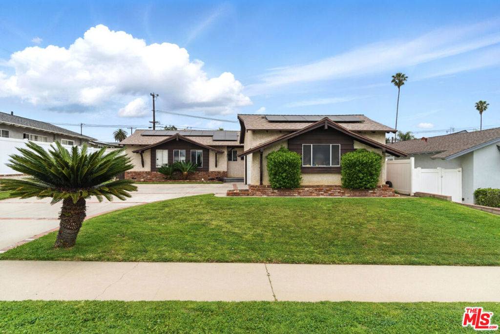 Covina, CA 91724,350 N Shadyglen DR