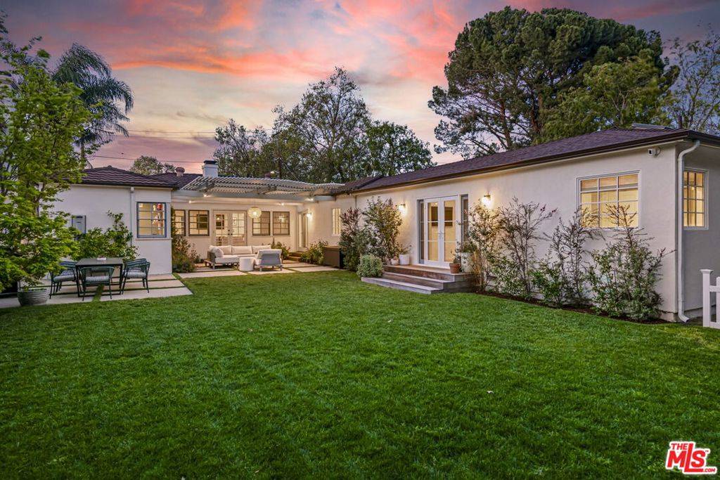 Valley Village, CA 91607,12246 Otsego ST