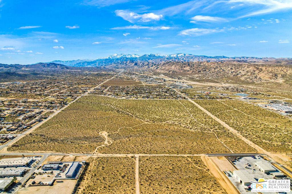 Yucca Valley, CA 92284,0 Yucca Trail