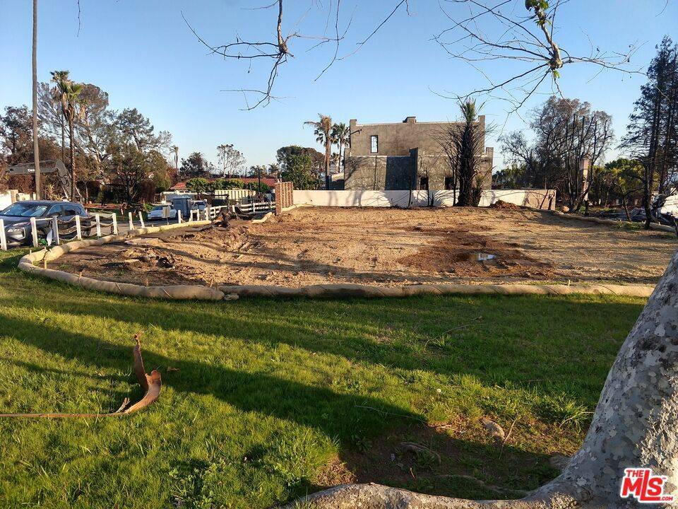 Pacific Palisades, CA 90272,16900 Livorno DR