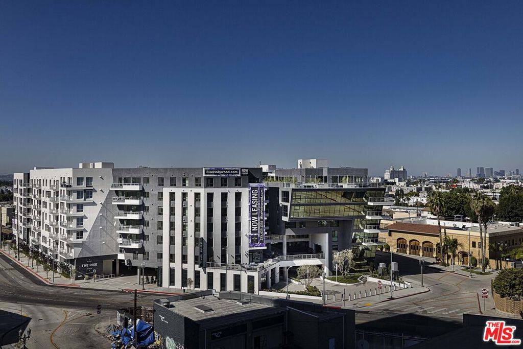 Los Angeles, CA 90028,1331 N Cahuenga BLVD #5215