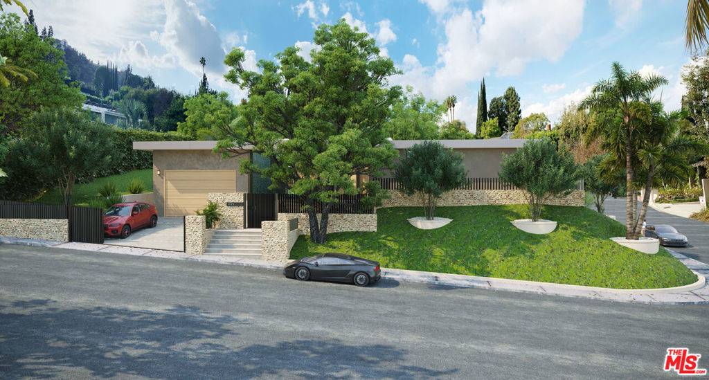Encino, CA 91436,3223 Fond DR